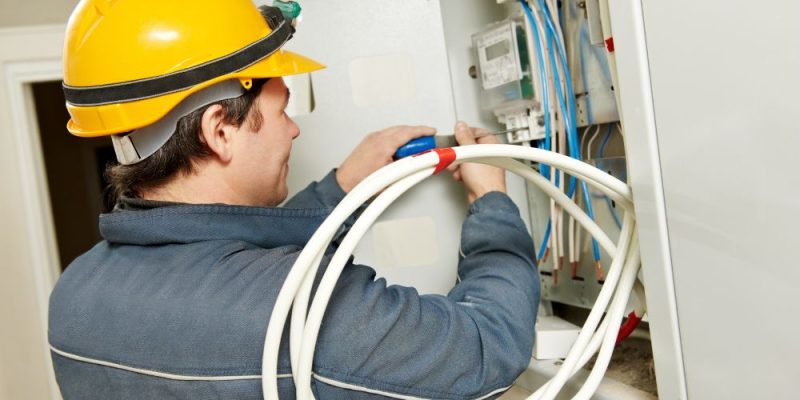 Quy trình tiếp nhận yêu cầu lắp đặt đồng hồ điện chuyên nghiệp tại TPHCM của Điện Nước Đức Quang