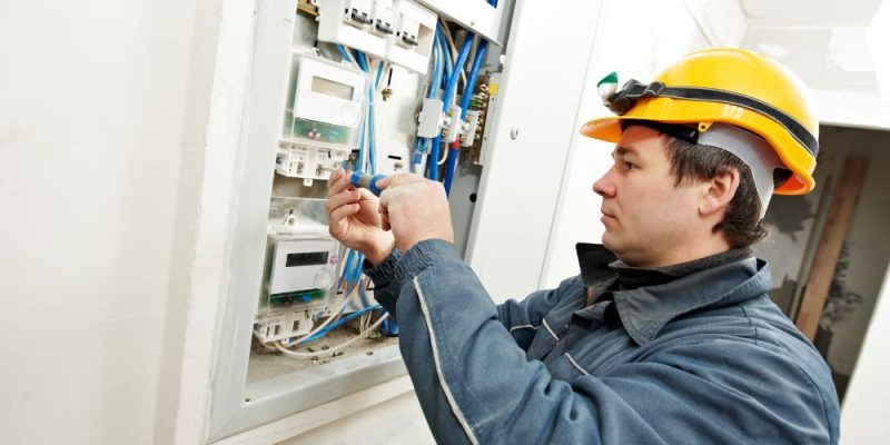 Cam kết bảo hành dịch vụ lắp đặt đồng hồ điện tại TPHCM của Điện Nước Đức Quang
