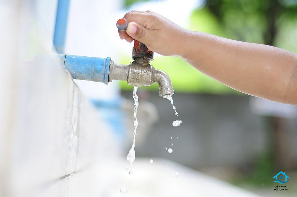 Lý do cần khắc phục tình trạng vòi nước rò rỉ